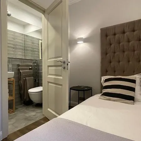 Absolu Apartment